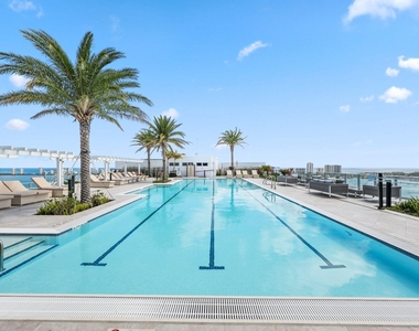 220 Lake Shore Drive - Photo Thumbnail 85