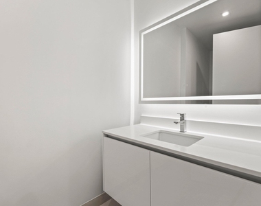 220 Lake Shore Drive - Photo Thumbnail 19