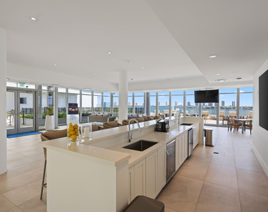 220 Lake Shore Drive - Photo Thumbnail 50
