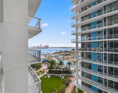 220 Lake Shore Drive - Photo Thumbnail 24