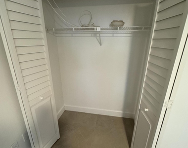 1148 Summit Trail Circle - Photo Thumbnail 31