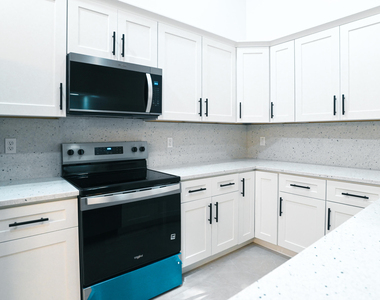 1148 Summit Trail Circle - Photo Thumbnail 6