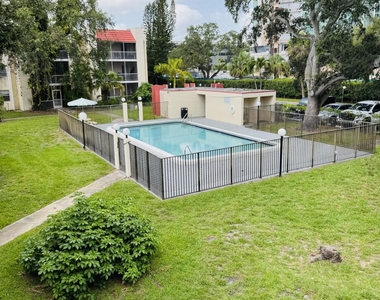 614 Nw 13th Street - Photo Thumbnail 12