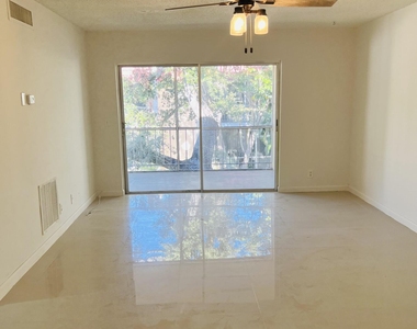 614 Nw 13th Street - Photo Thumbnail 1
