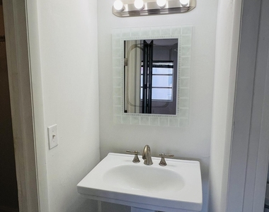 614 Nw 13th Street - Photo Thumbnail 6