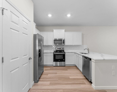 8947 Orchid Reserve Circle - Photo Thumbnail 6