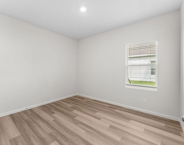 8947 Orchid Reserve Circle - Photo Thumbnail 16