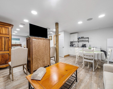 6149 Park Lane E - Photo Thumbnail 40