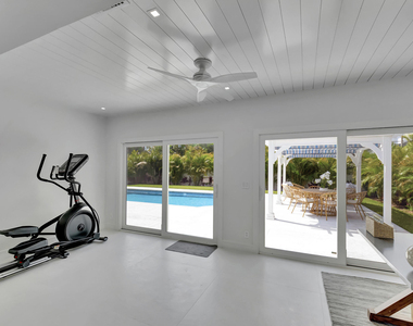 530 Nw 14th Street - Photo Thumbnail 17