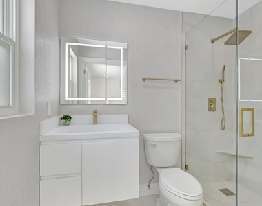 530 Nw 14th Street - Photo Thumbnail 33