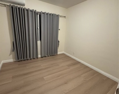 604 W Hammel - Photo Thumbnail 9