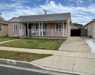 604 W Hammel - Photo Thumbnail 1