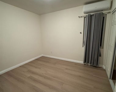 604 W Hammel - Photo Thumbnail 8