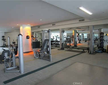 1234 Wilshire - Photo Thumbnail 6