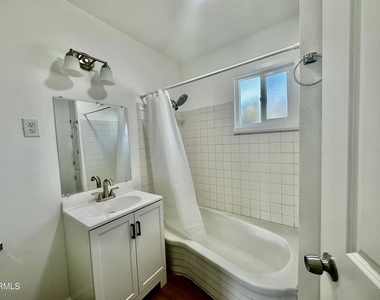 3171 E Los Angeles Avenue - Photo Thumbnail 10