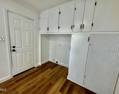 3171 E Los Angeles Avenue - Photo Thumbnail 5