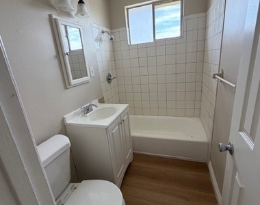 4106 3/4 Abner Street - Photo Thumbnail 5