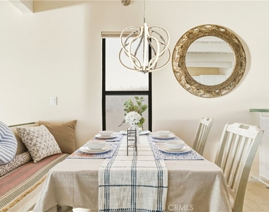 883 Katella - Photo Thumbnail 27