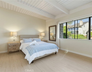883 Katella - Photo Thumbnail 34