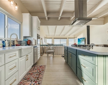 883 Katella - Photo Thumbnail 17