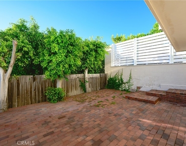883 Katella - Photo Thumbnail 42