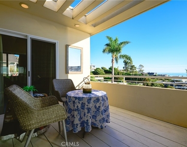 883 Katella - Photo Thumbnail 30