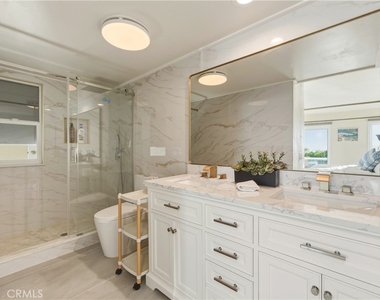 883 Katella - Photo Thumbnail 22