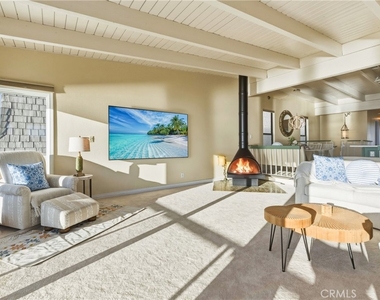883 Katella - Photo Thumbnail 14