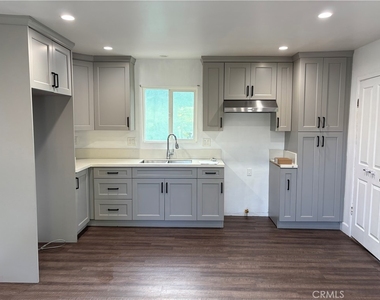 202 E 78th St - Photo Thumbnail 1
