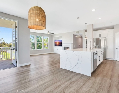 1431 Windshore - Photo Thumbnail 4