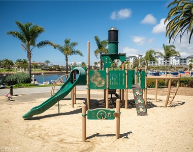 1431 Windshore - Photo Thumbnail 33
