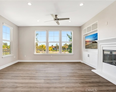 1431 Windshore - Photo Thumbnail 8