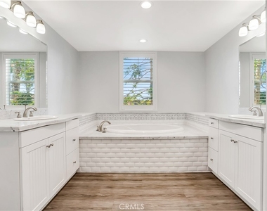 1431 Windshore - Photo Thumbnail 12