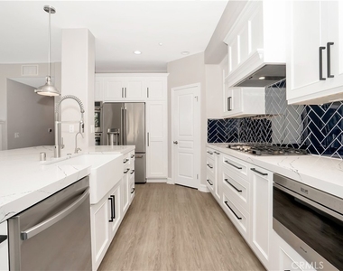 1431 Windshore - Photo Thumbnail 2