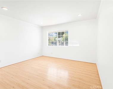 22627 Enadia Way - Photo Thumbnail 17
