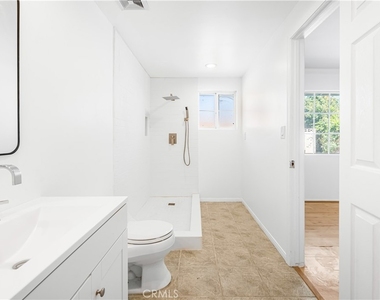 22627 Enadia Way - Photo Thumbnail 10