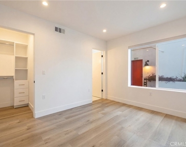 21721 Hart - Photo Thumbnail 16