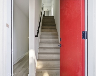 21721 Hart - Photo Thumbnail 2