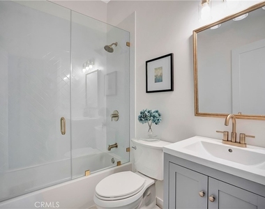 12511 Haleh Ln - Photo Thumbnail 18