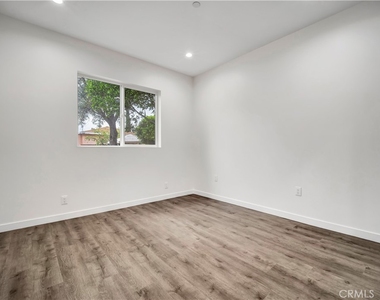 12511 Haleh Ln - Photo Thumbnail 2