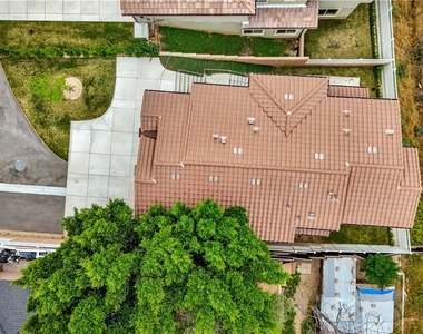 12511 Haleh Ln - Photo Thumbnail 46