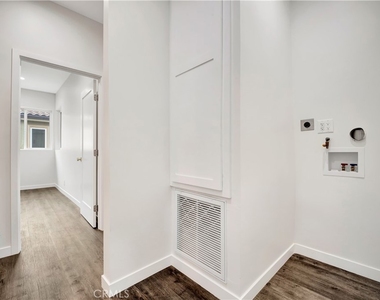 12511 Haleh Ln - Photo Thumbnail 7