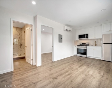12511 Haleh Ln - Photo Thumbnail 38