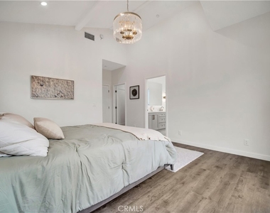 12511 Haleh Ln - Photo Thumbnail 9