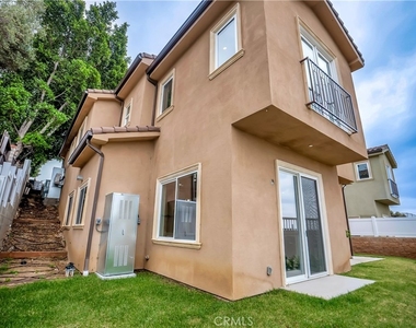 12511 Haleh Ln - Photo Thumbnail 32