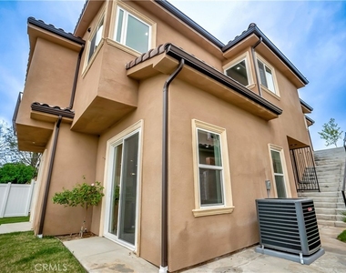 12511 Haleh Ln - Photo Thumbnail 33