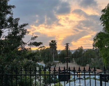 22823 Crespi St., - Photo Thumbnail 14