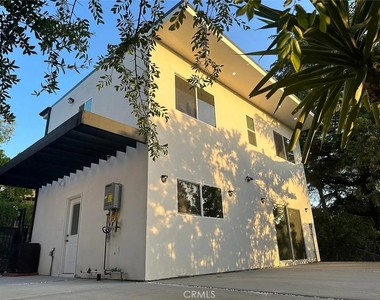 22823 Crespi St., - Photo Thumbnail 1
