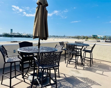 1174 E Ocean - Photo Thumbnail 37