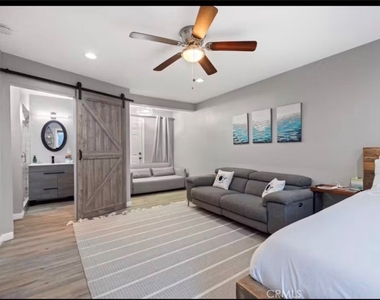 1174 E Ocean - Photo Thumbnail 40